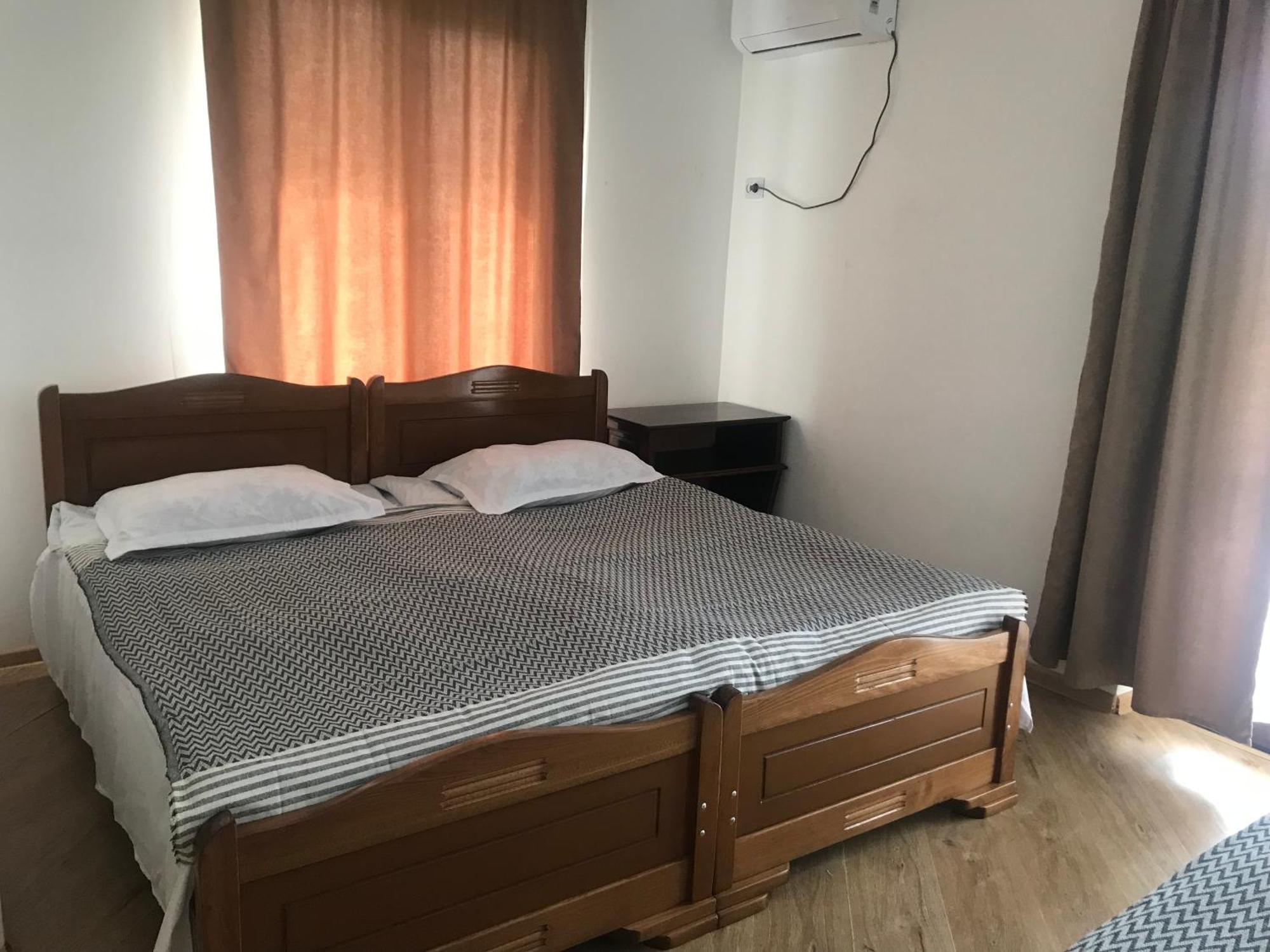 Zviad Guest House Borjomi Ngoại thất bức ảnh